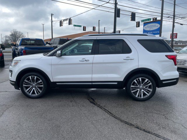 Used 2019 Ford Explorer Platinum image 2