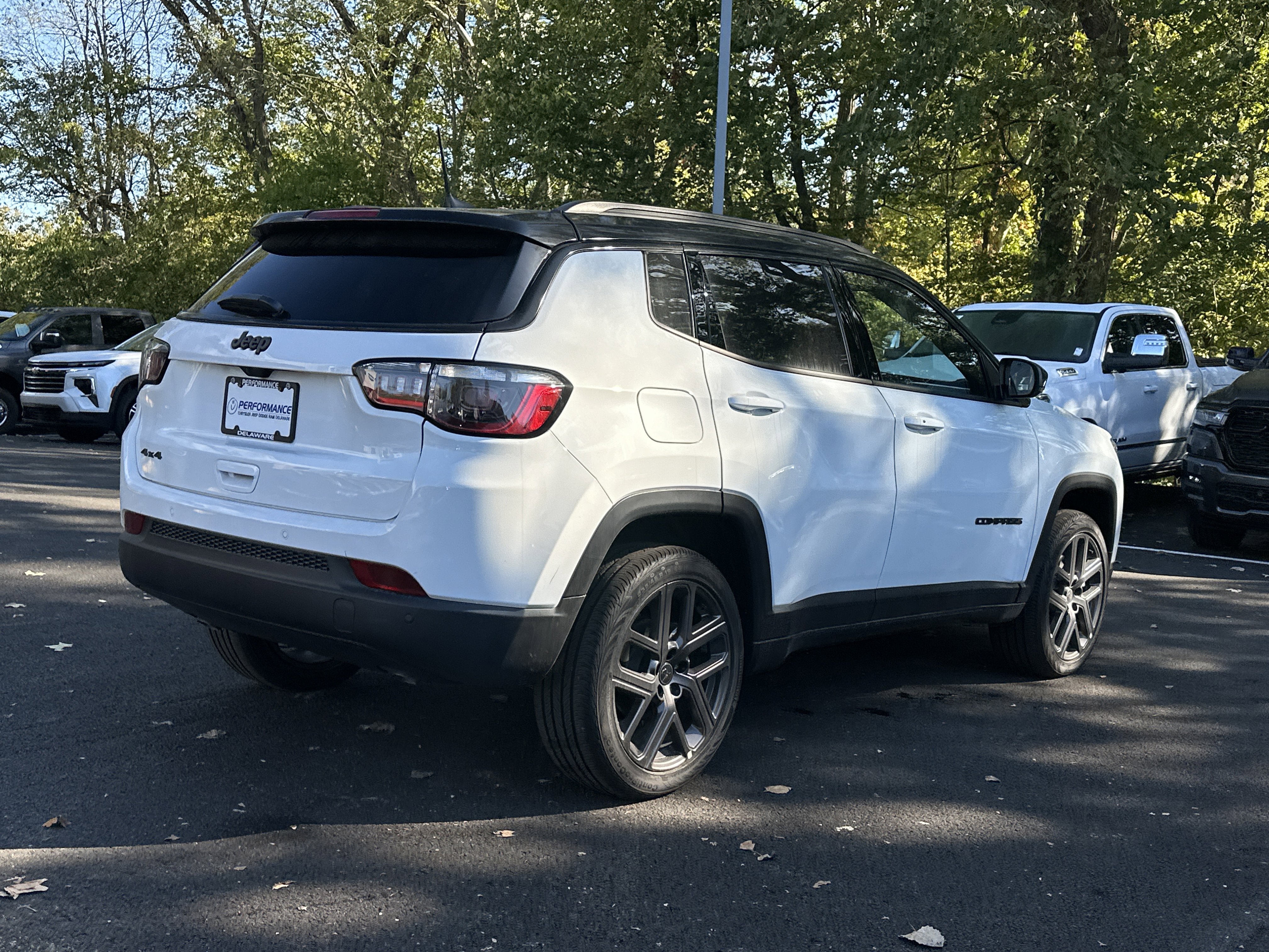 New 2026 Jeep Compass Limited image 17