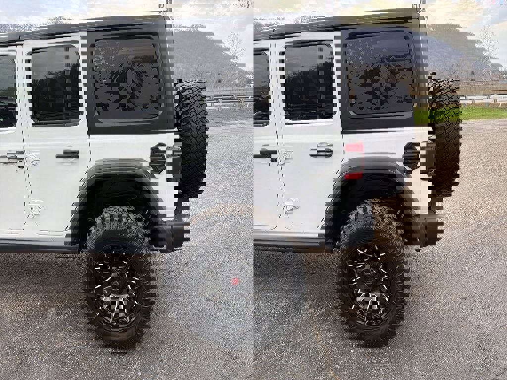 Used 2021 Jeep Wrangler Unlimited Rubicon image 8