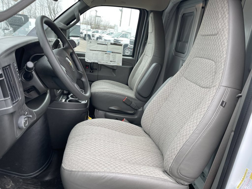 New 2025 Chevrolet Express 3500 w/ Power Convenience Package RWD image 7