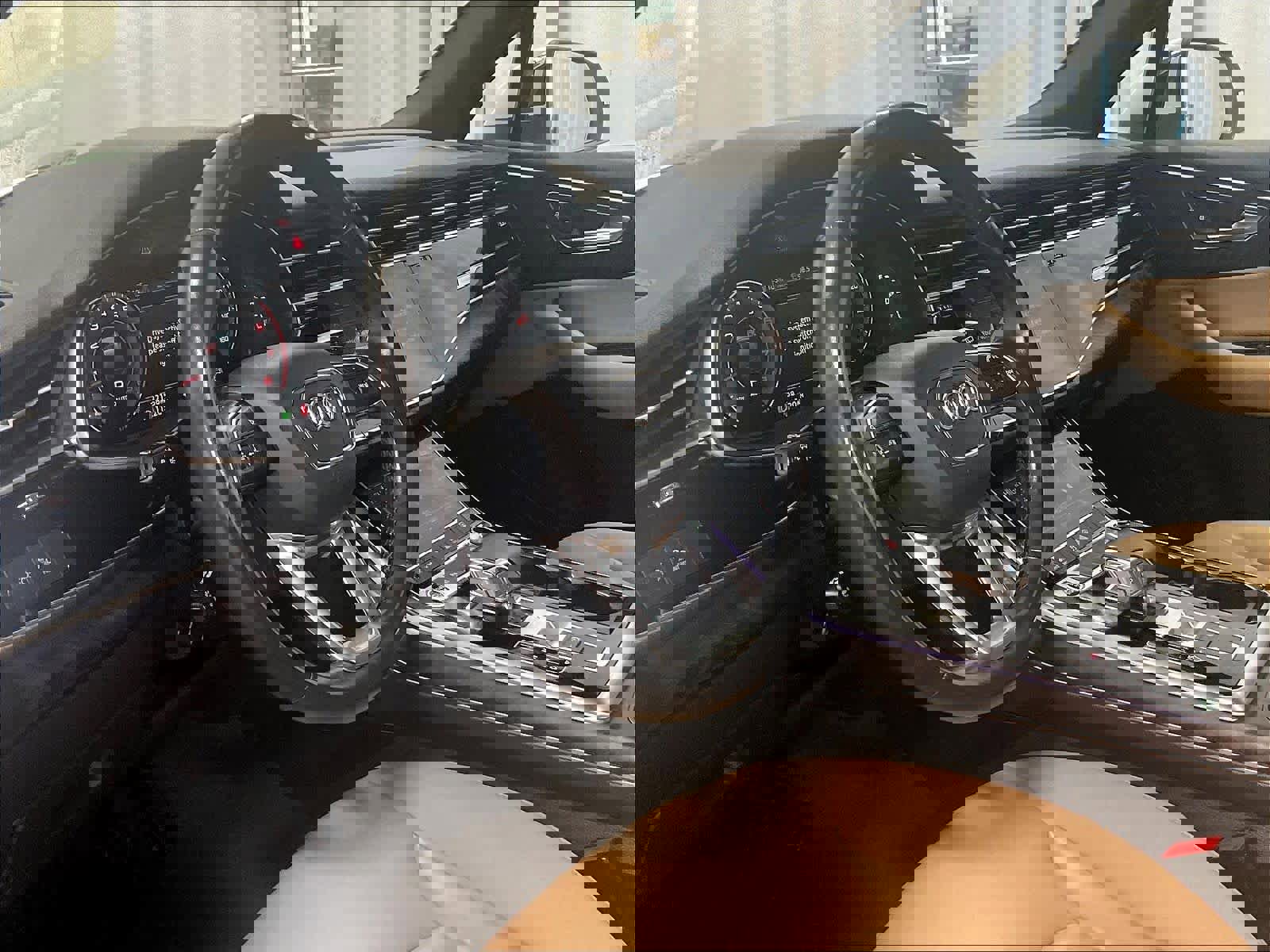 Used 2022 Audi Q7 3.0T Premium w/ Convenience Package image 8