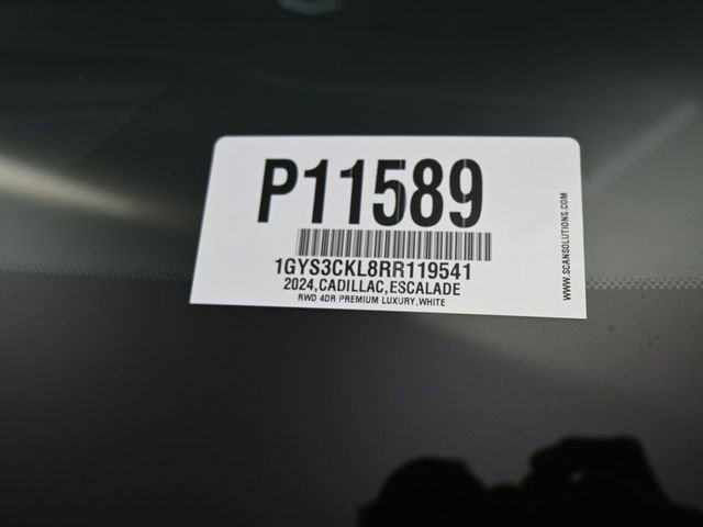 Used 2024 Cadillac Escalade Premium Luxury w/ Performance Package image 34