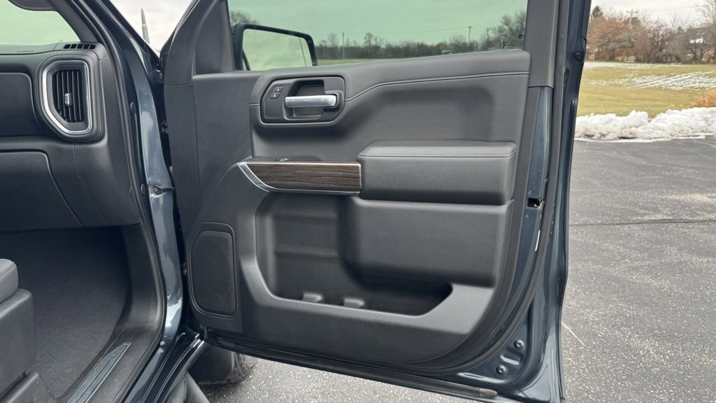 Used 2020 Chevrolet Silverado 1500 LT Trail Boss w/ Convenience Package image 18