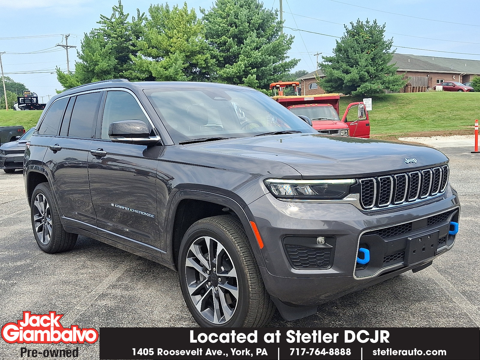 Used 2024 Jeep Grand Cherokee Overland w/ Trailer Tow Package