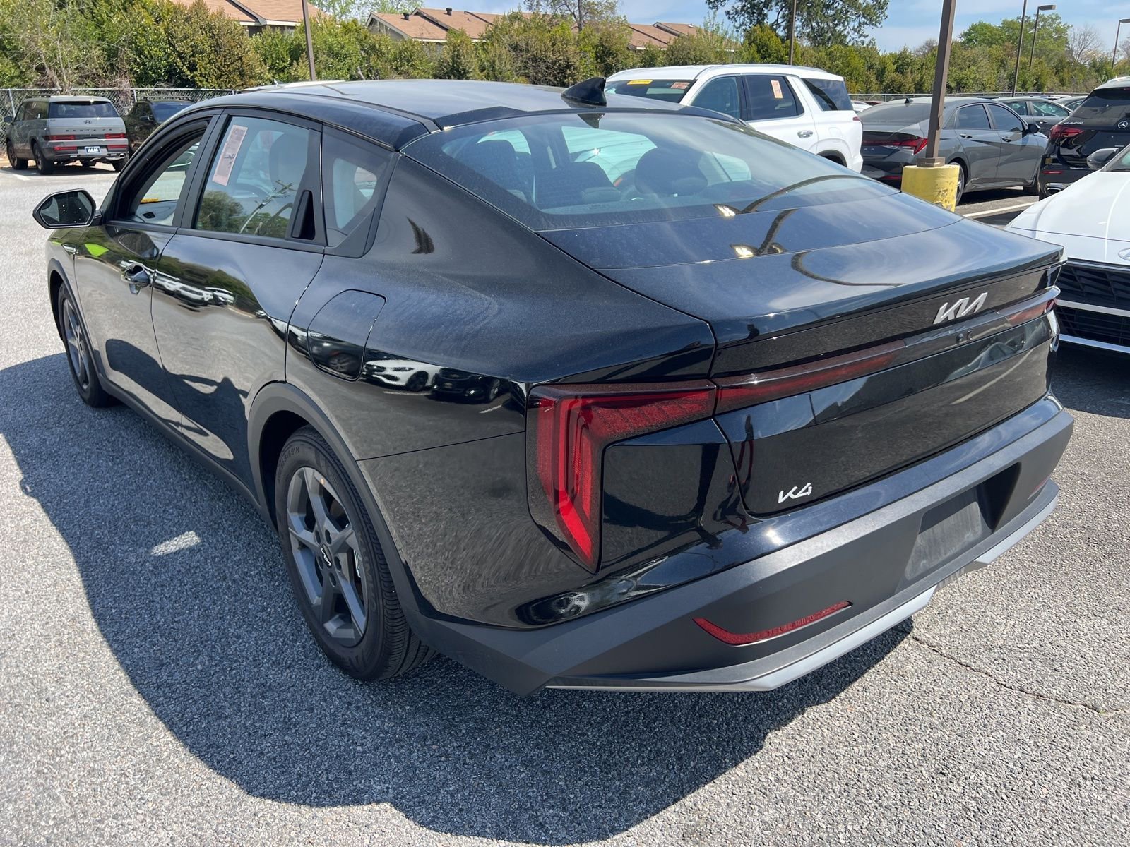 Used 2025 Kia K4 LXS image 7