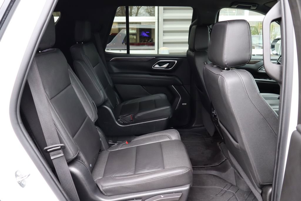 Used 2022 Chevrolet Tahoe LT w/ Luxury Package image 35