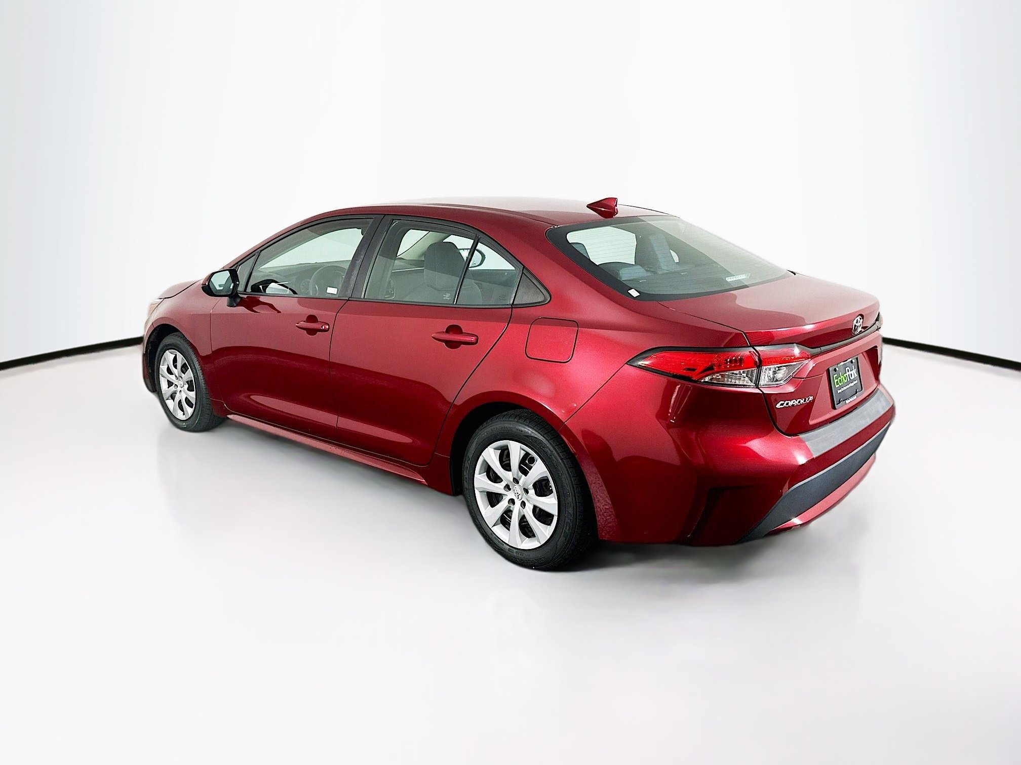 Used 2022 Toyota Corolla LE FWD image 5