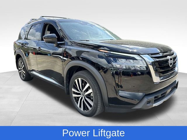Used 2024 Nissan Pathfinder Platinum image 6