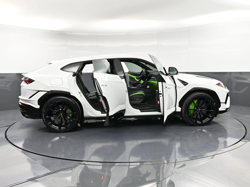 Used 2024 Lamborghini Urus S AWD/4WD image 41