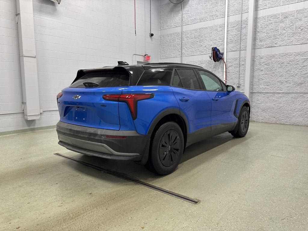 New 2026 Chevrolet Blazer EV LT AWD/4WD image 3