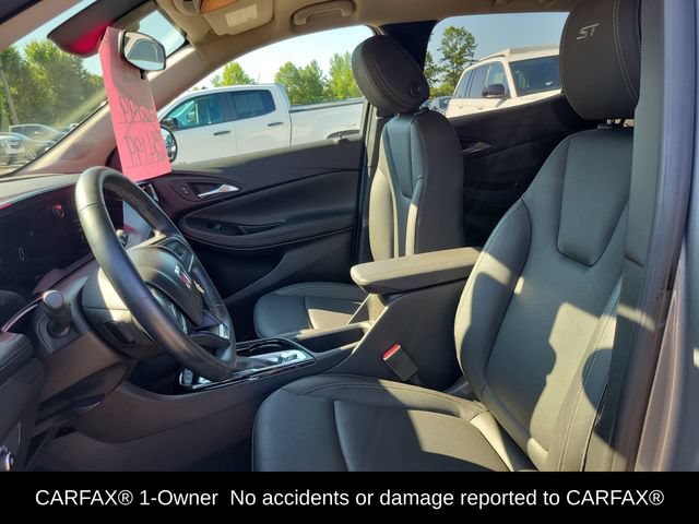 Certified 2024 Buick Encore GX Sport Touring AWD/4WD image 7