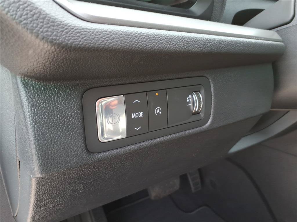 Used 2026 Chevrolet Traverse LT w/ Driver Confidence Package FWD image 22