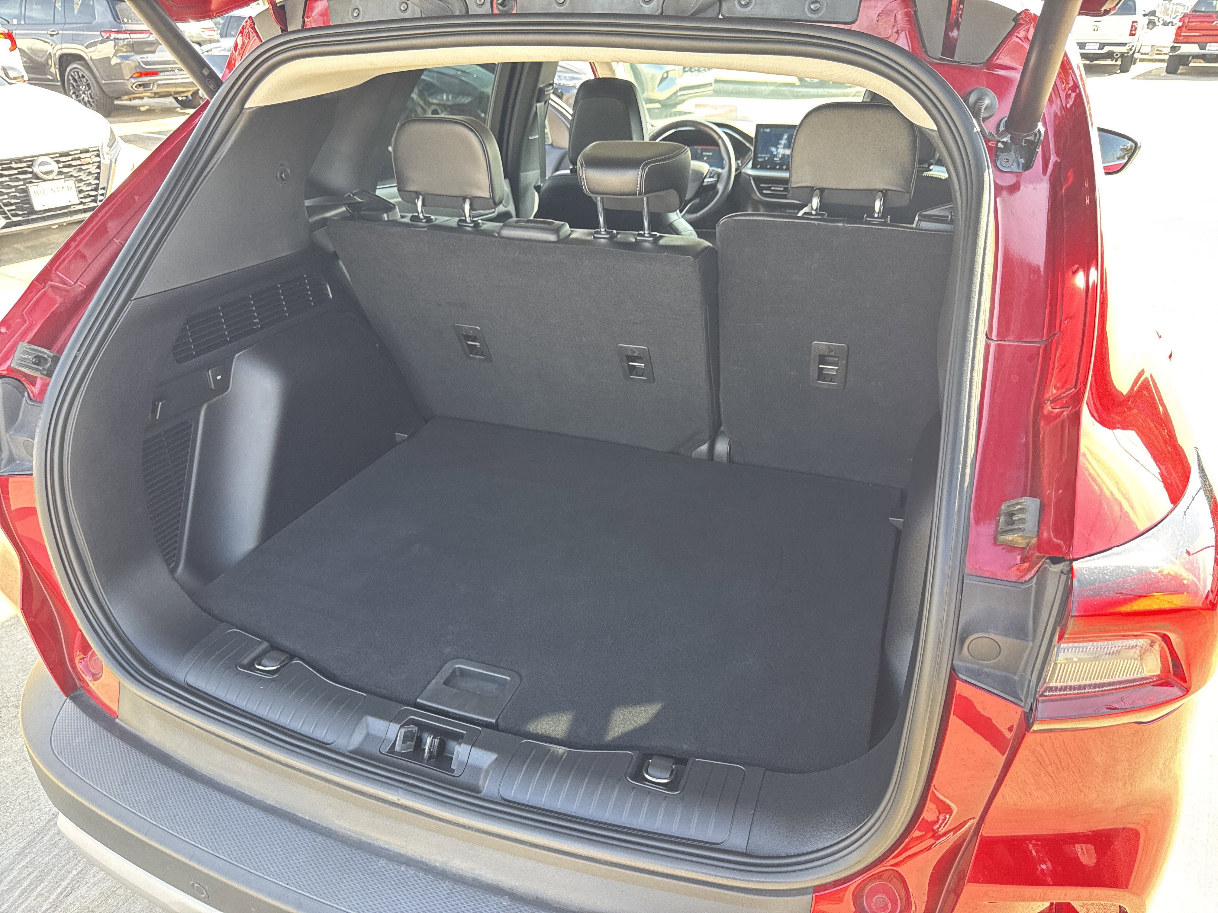 Used 2023 Ford Escape Platinum w/ Premium Technology Package image 31