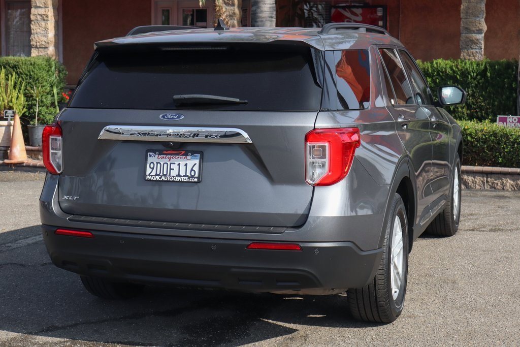 Used 2022 Ford Explorer XLT image 10