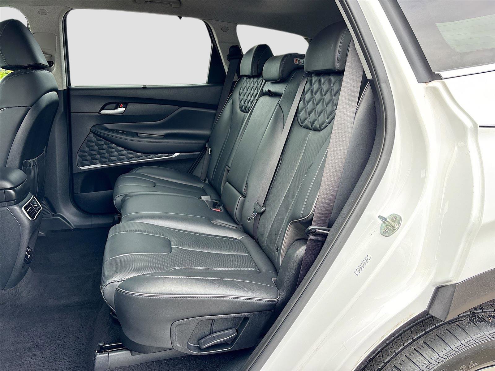 Used 2021 Hyundai Santa Fe Limited AWD/4WD image 26