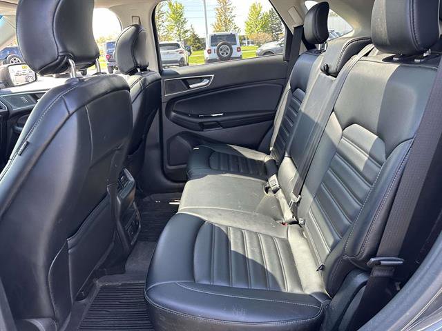 Used 2019 Ford Edge SEL w/ Equipment Group 201A AWD/4WD image 13