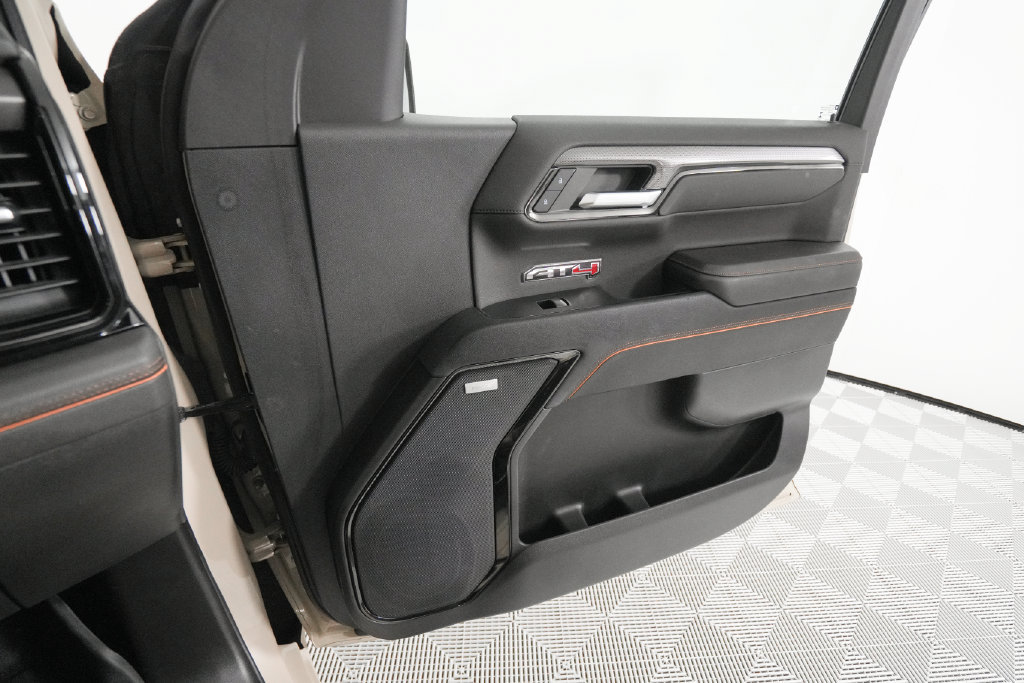 Used 2023 GMC Sierra 1500 AT4 w/ AT4 Preferred Package AWD/4WD image 22