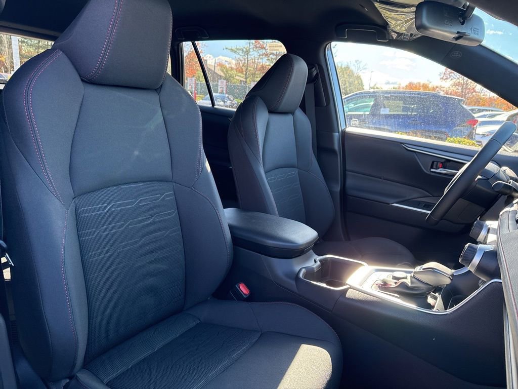 New 2025 Toyota RAV4 SE image 14