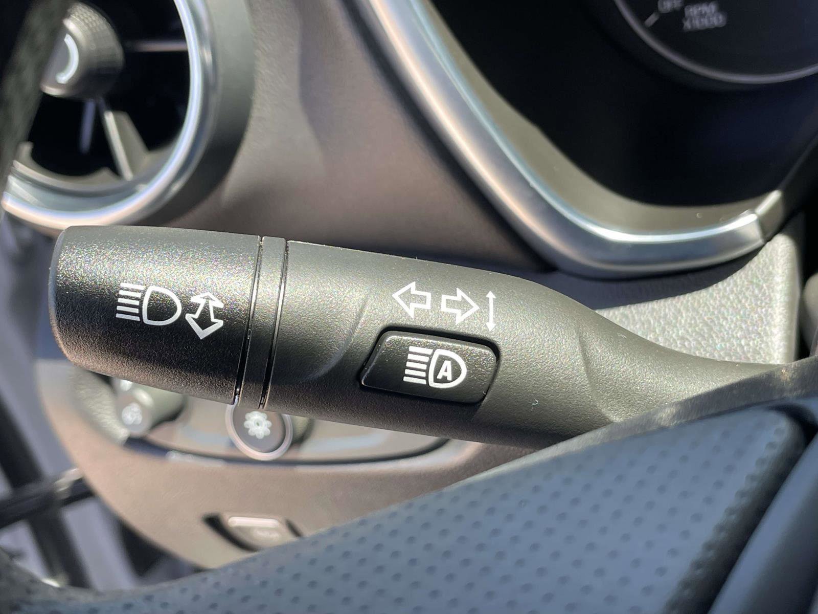 Used 2023 Chevrolet Blazer LT w/ Convenience Package image 19