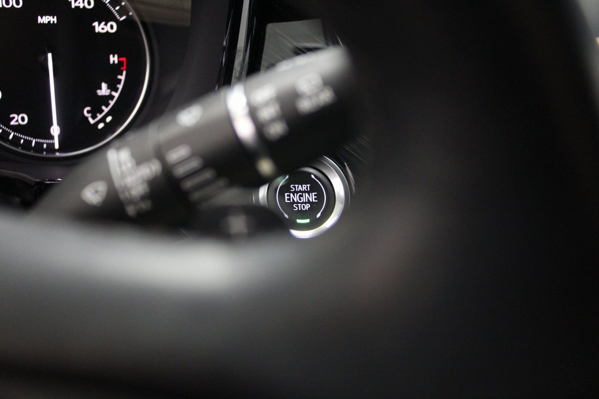 Used 2023 Cadillac XT6 Premium Luxury image 37