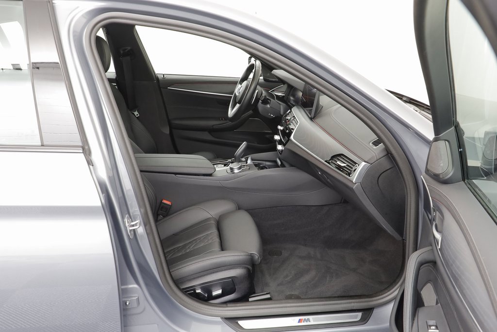 Certified 2023 BMW 530i xDrive w/ M Sport Package image 21