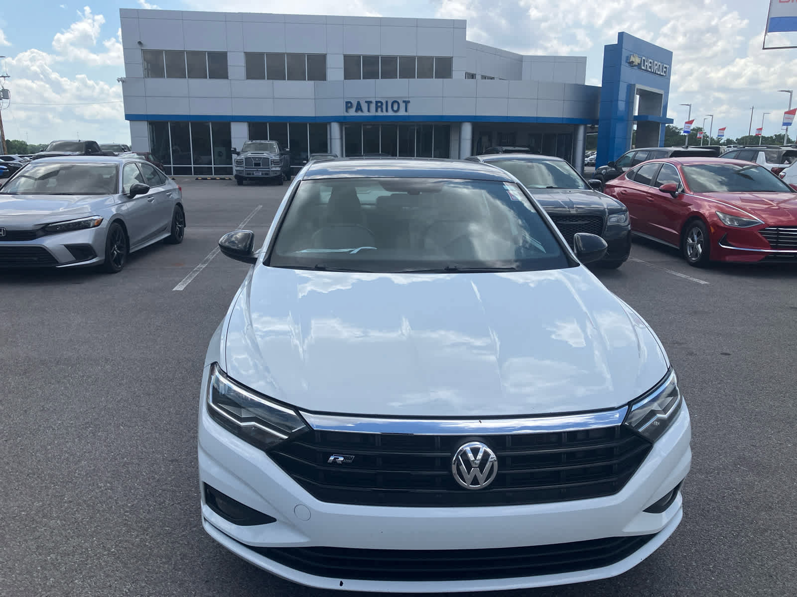 Used 2021 Volkswagen Jetta R-Line FWD image 2