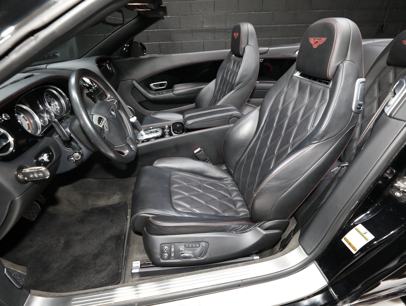 Used 2012 Bentley Continental GT AWD/4WD image 57