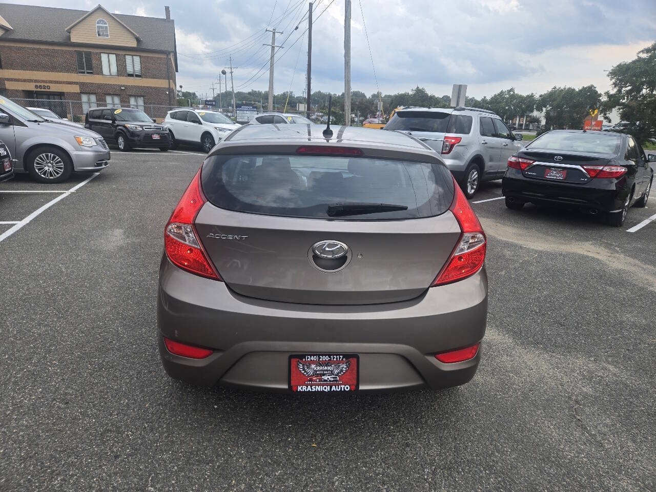 Used 2013 Hyundai Accent GS FWD image 8