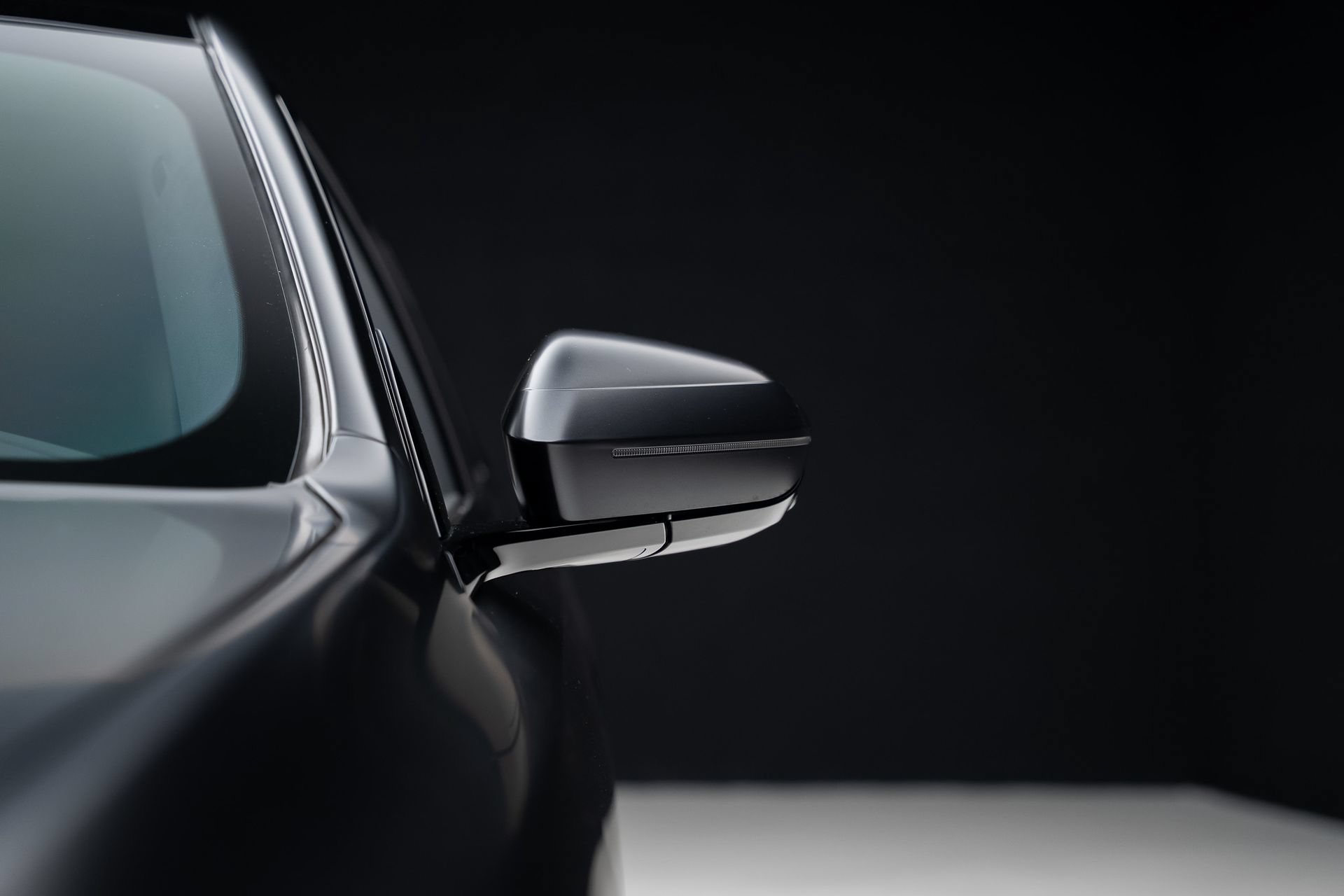 Used 2023 BMW i7 xDrive60 AWD/4WD image 15