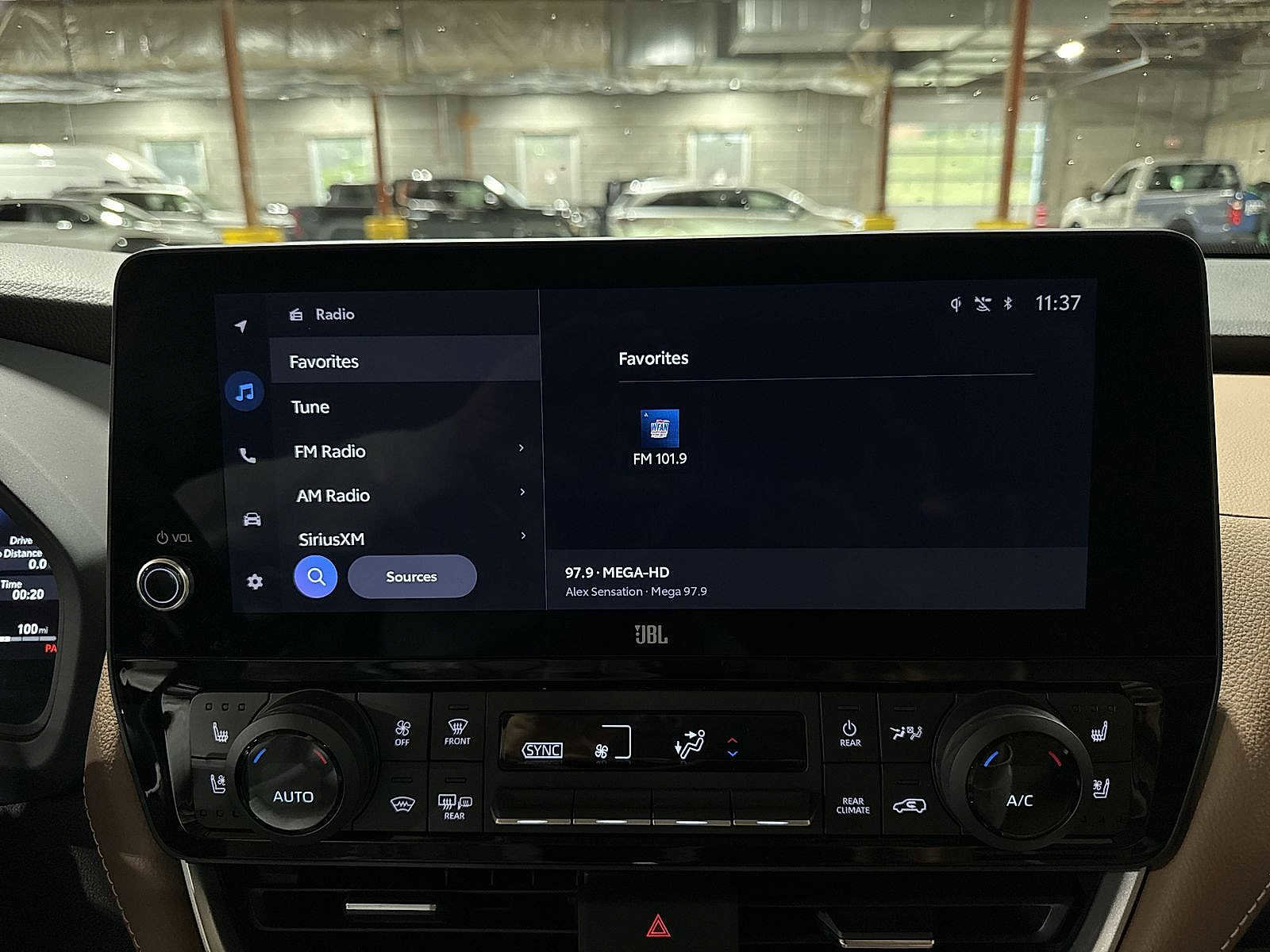 Used 2026 Toyota Grand Highlander Platinum image 21