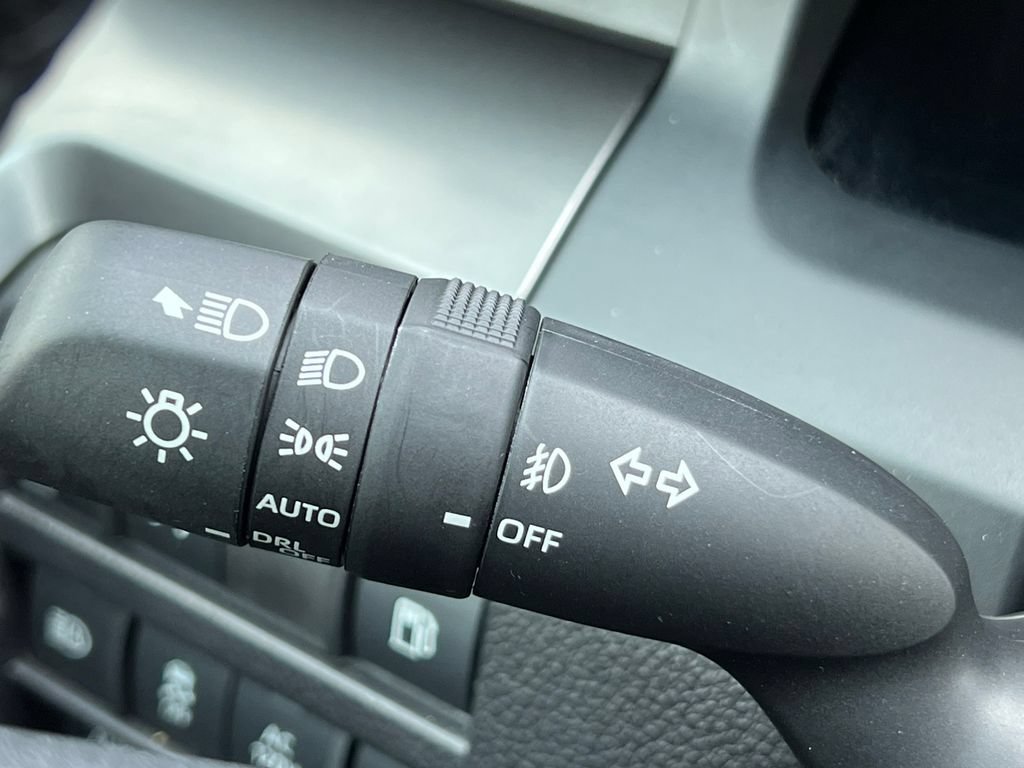Used 2025 Toyota Tacoma TRD Off-Road w/ TRD Off Road Premium Package AWD/4WD image 31