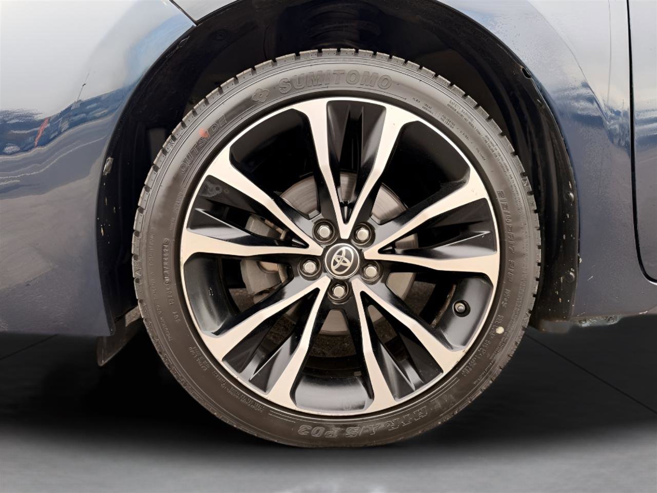 Used 2017 Toyota Corolla L image 25