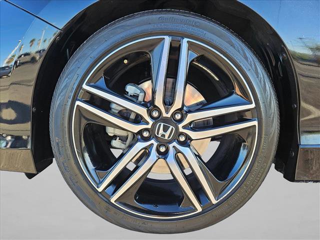 Used 2017 Honda Accord Sport image 21