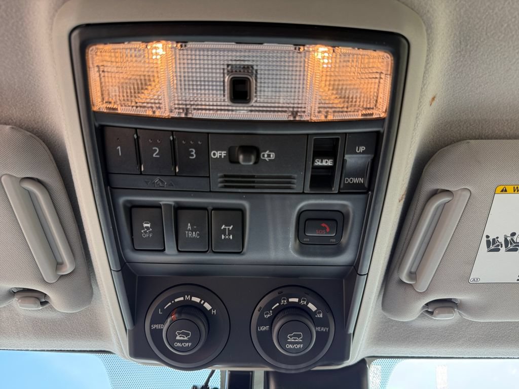 Used 2020 Toyota 4Runner TRD Off-Road Premium w/ Moonroof Package AWD/4WD image 47