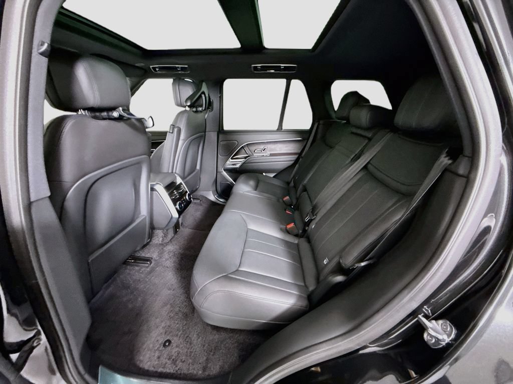 New 2026 Land Rover Range Rover SE AWD/4WD image 23