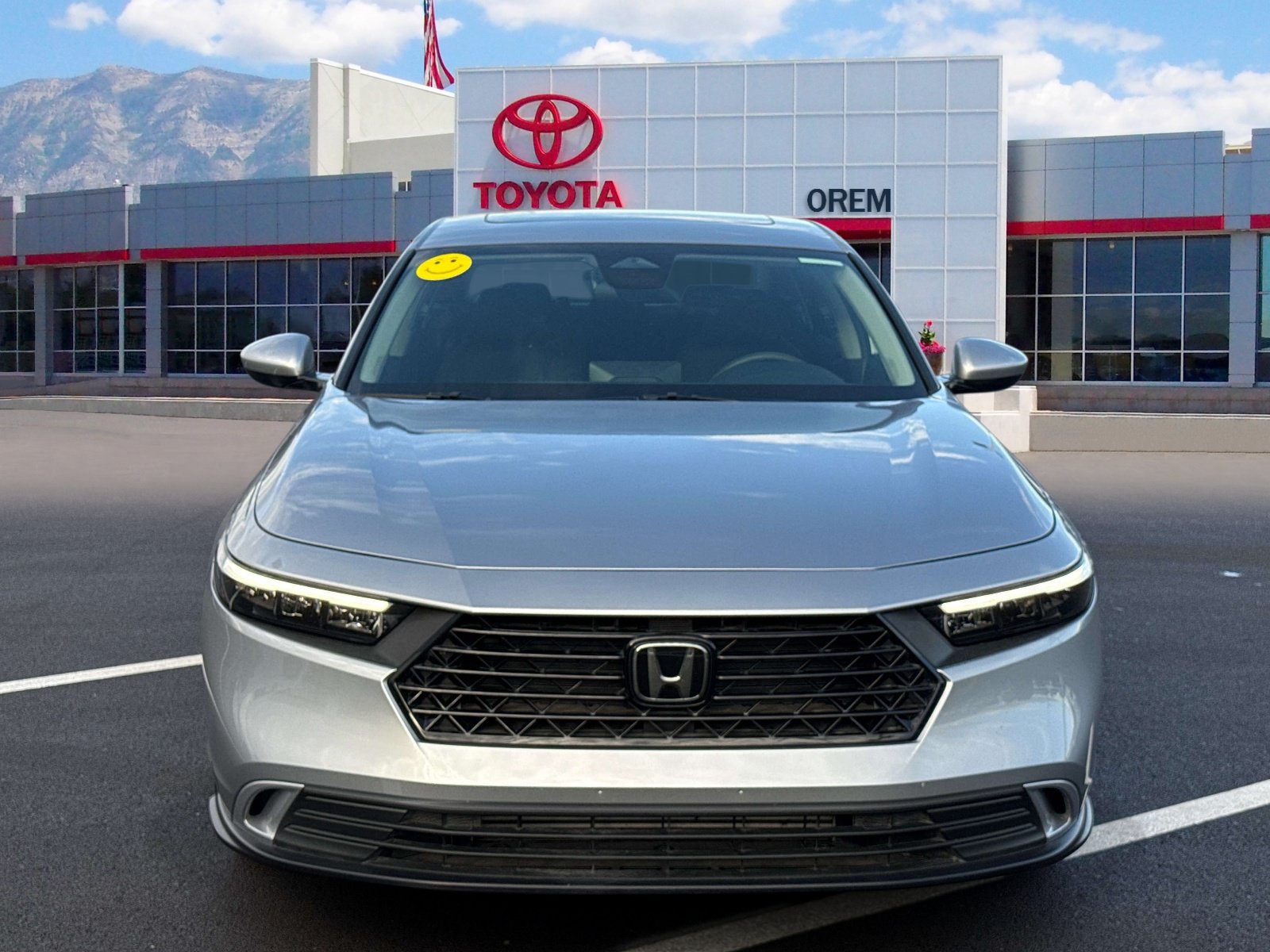 Used 2023 Honda Accord EX image 2