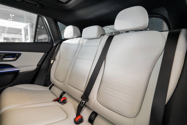 New 2026 Mercedes-Benz GLC 300 4MATIC image 30