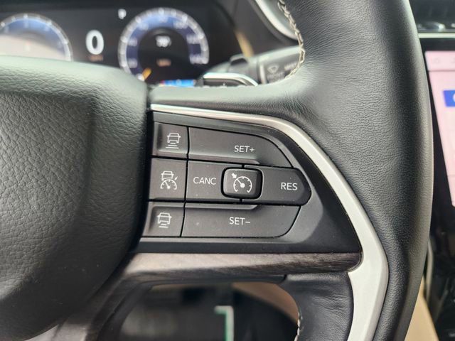 Used 2021 Jeep Grand Cherokee L Limited AWD/4WD image 29