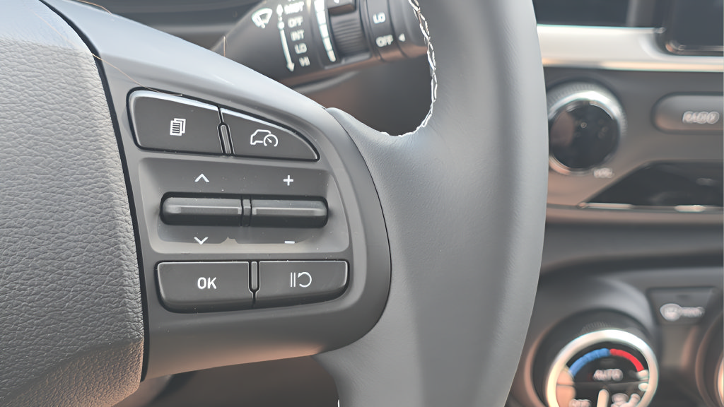 New 2026 Hyundai Venue SEL FWD image 23