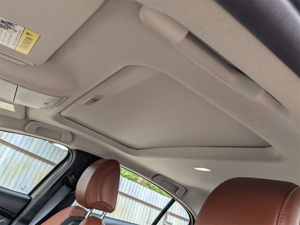 Used 2024 MAZDA MAZDA3 s image 23