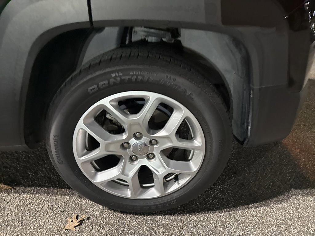 Used 2018 Jeep Renegade Latitude image 44