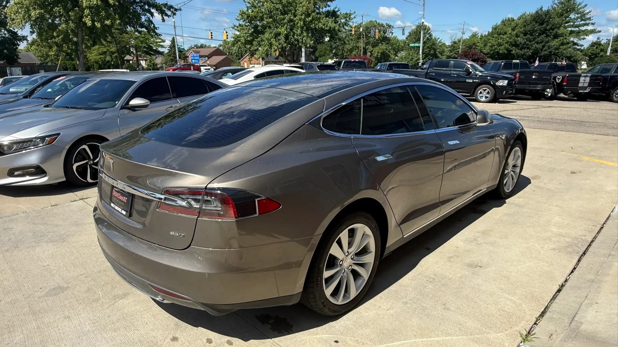Used 2015 Tesla Model S 85D AWD/4WD image 3