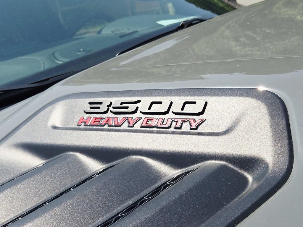 New 2026 RAM 3500 Limited AWD/4WD image 15
