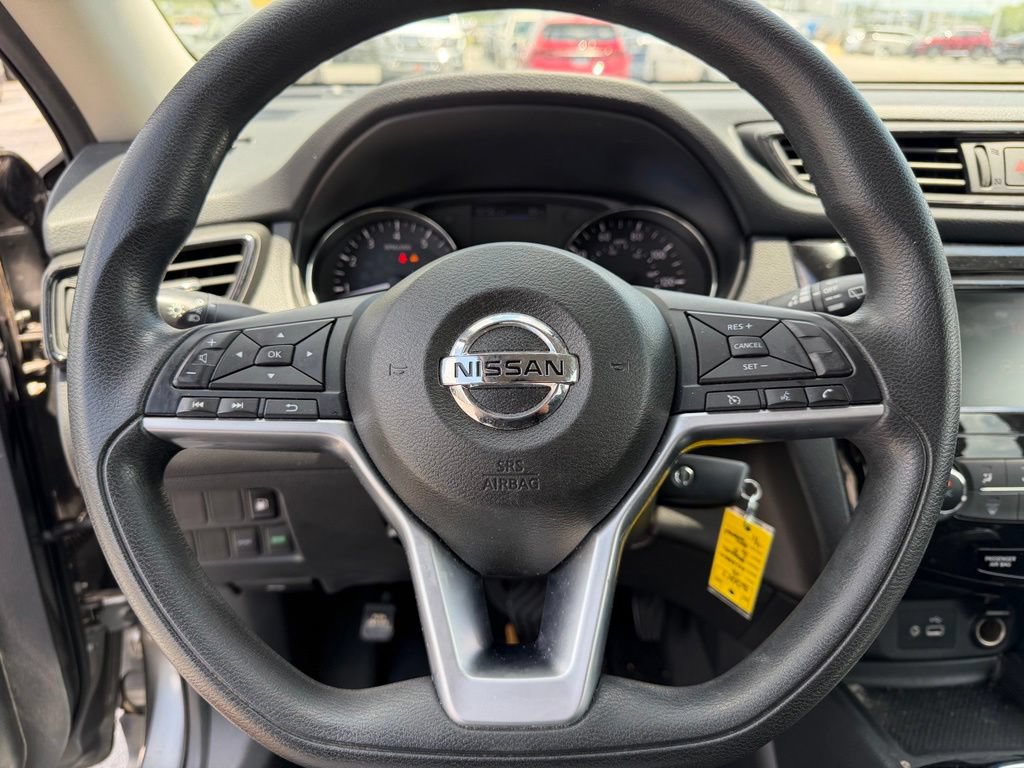 Used 2018 Nissan Rogue S FWD image 19
