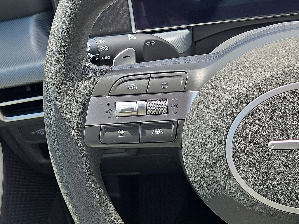 Used 2025 Hyundai Sonata SEL FWD image 17