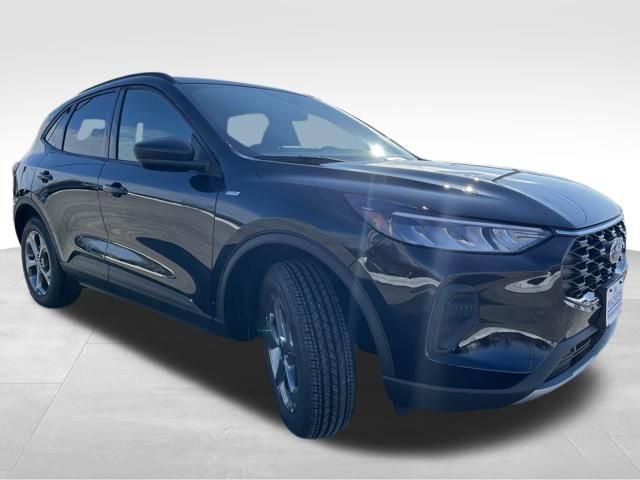 New 2026 Ford Escape ST-Line w/ Cold Weather Package image 9