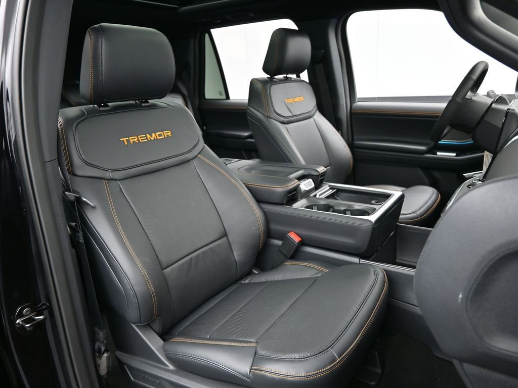 New 2025 Ford Expedition Tremor image 34