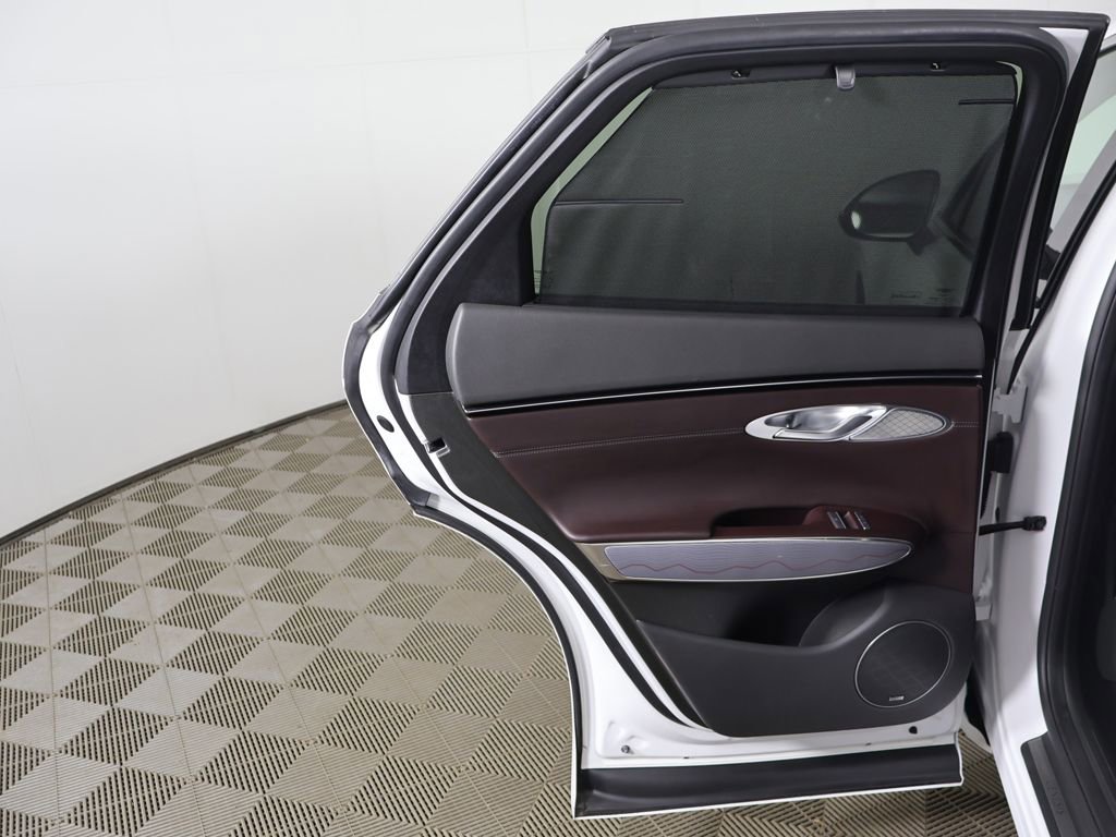 Used 2023 Genesis GV70 2.5T Advanced w/ Advanced Package image 26