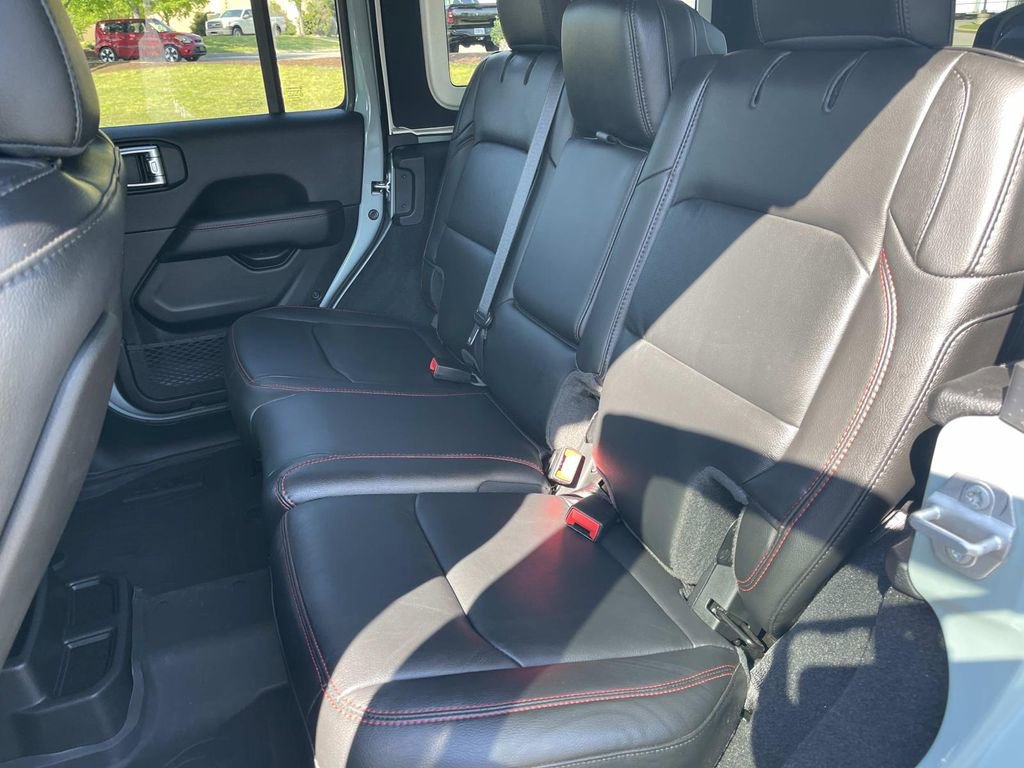 Used 2023 Jeep Wrangler Unlimited Rubicon image 19