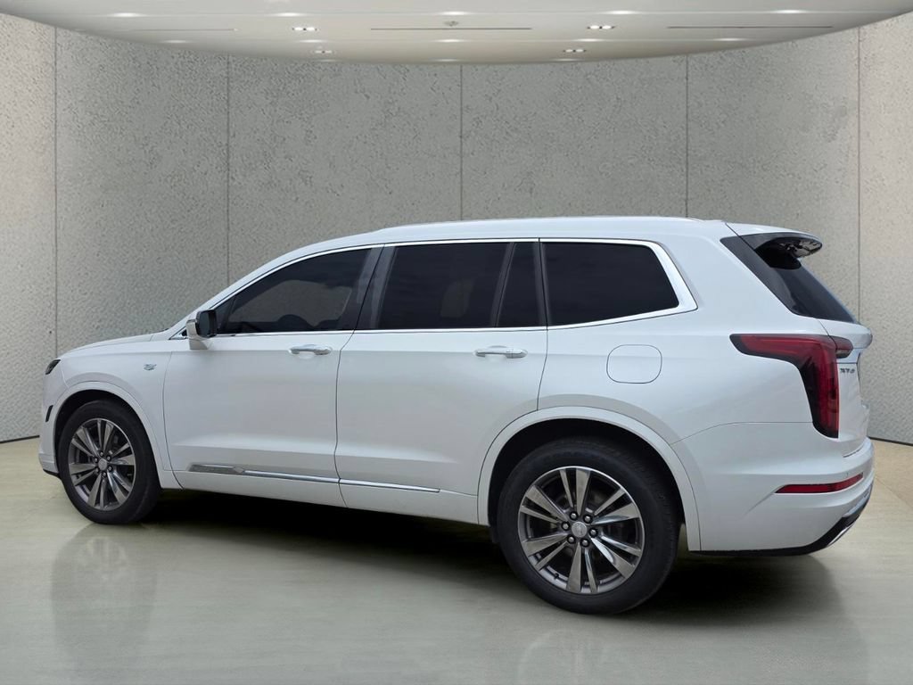 Used 2021 Cadillac XT6 Premium Luxury FWD image 8